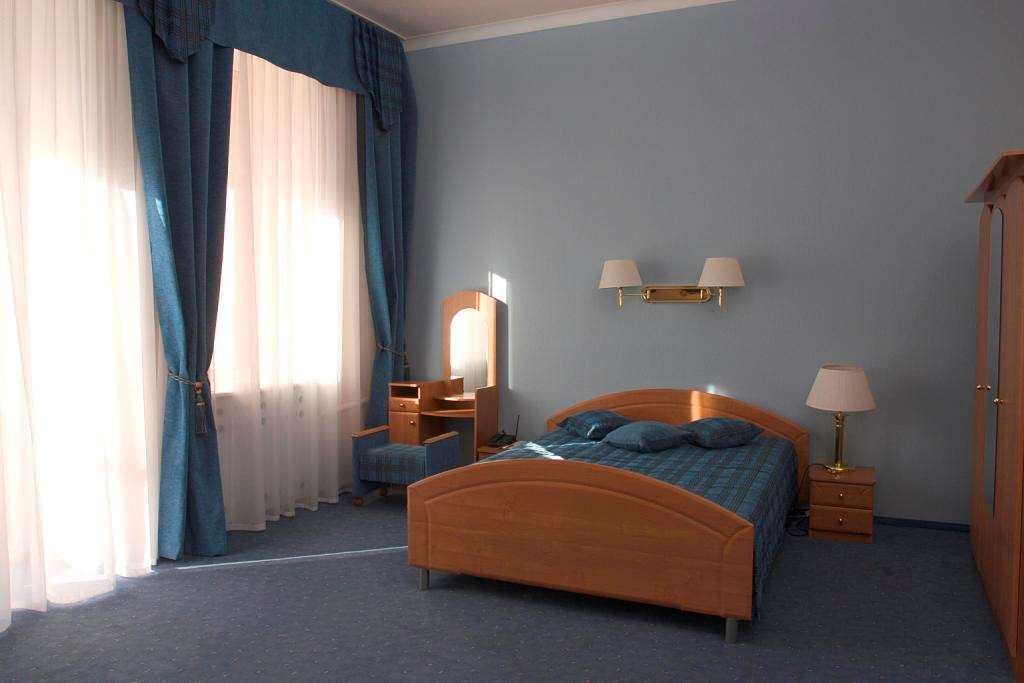 Astoria Hotel Dnipro Room photo